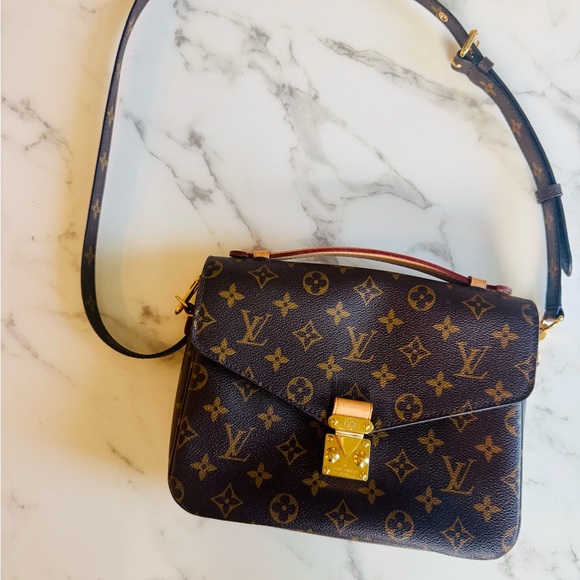 Louis Vuitton Pochette Métis Brown Monogram Crossbody Bag - Picture 3 of 16